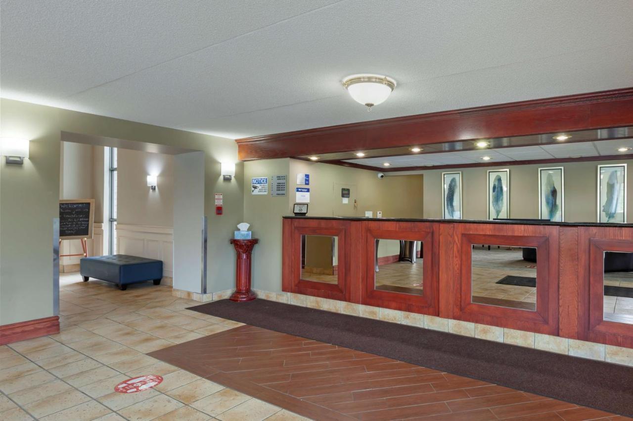 Best Western Plus Orillia Hotel Kültér fotó