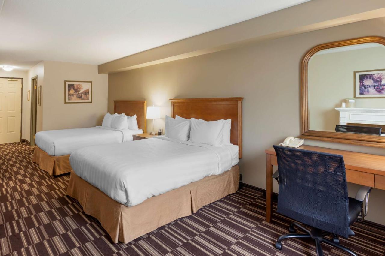 Best Western Plus Orillia Hotel Kültér fotó