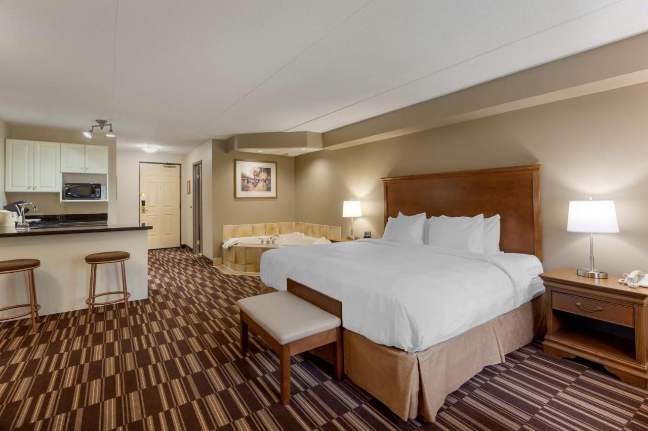 Best Western Plus Orillia Hotel Kültér fotó
