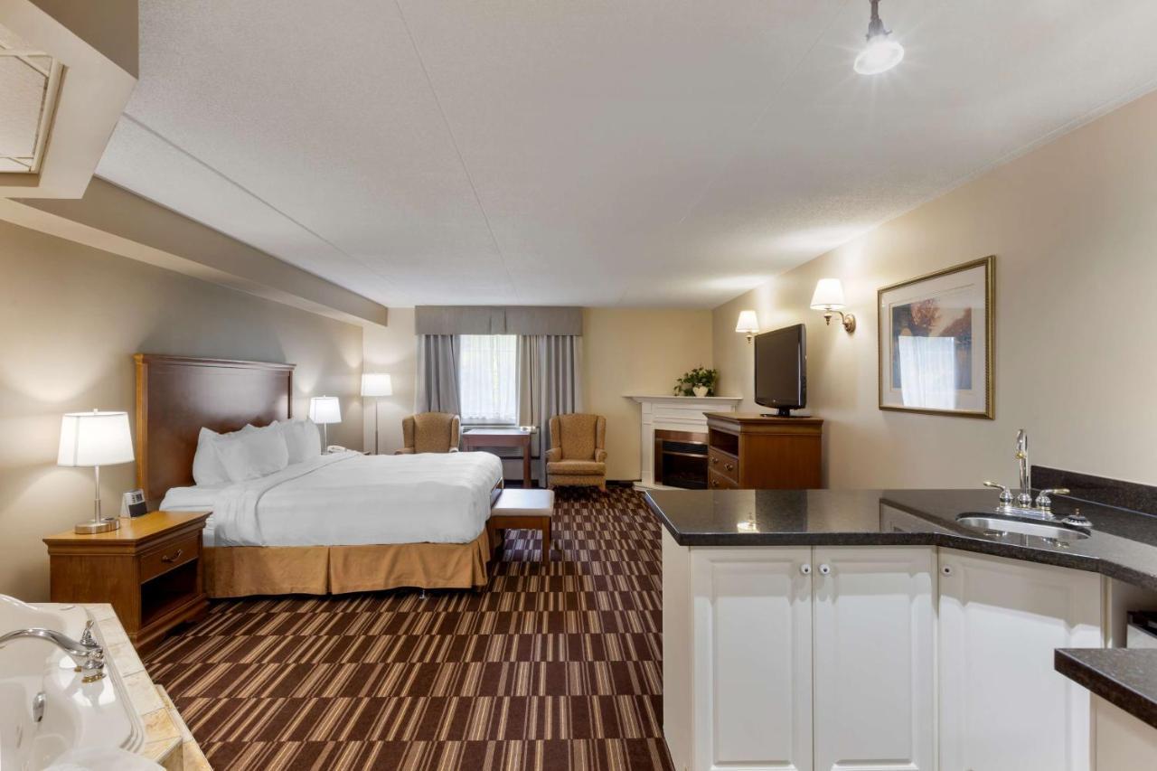 Best Western Plus Orillia Hotel Kültér fotó