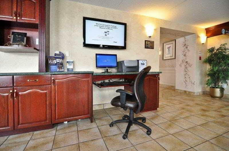 Best Western Plus Orillia Hotel Kültér fotó
