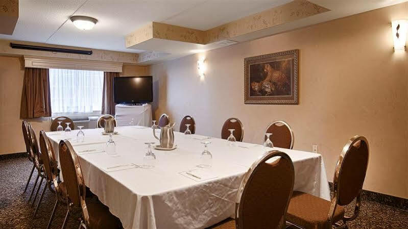 Best Western Plus Orillia Hotel Kültér fotó