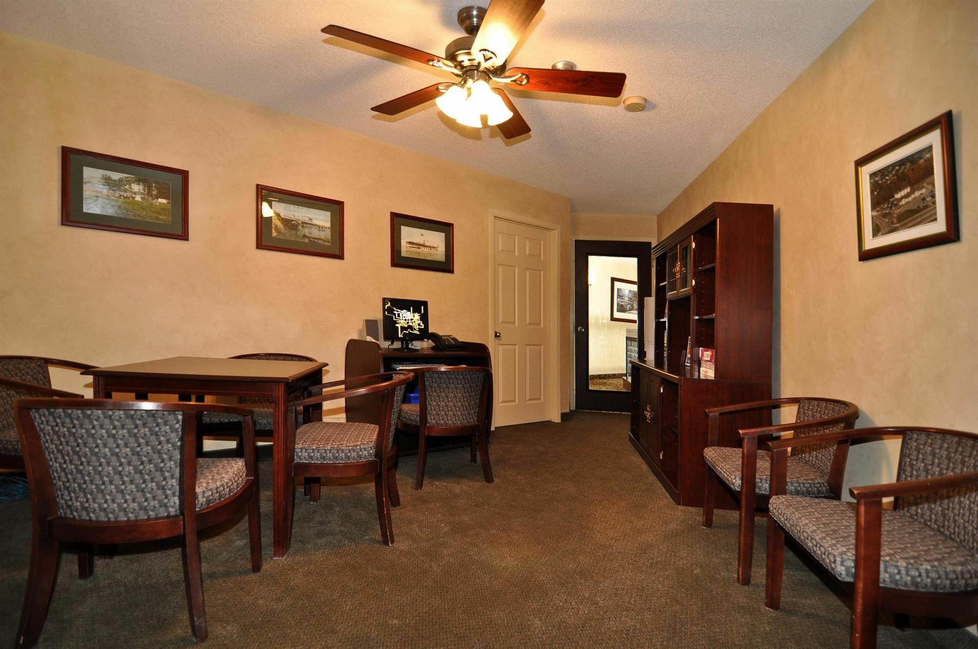 Best Western Plus Orillia Hotel Kültér fotó